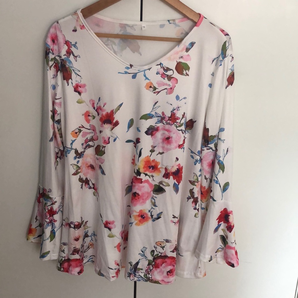 Pretty Floral Top